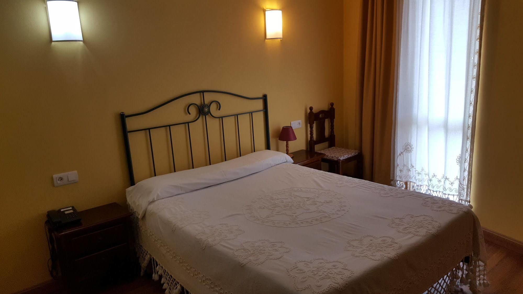 Los Acebos Cangas Onís エクステリア 写真